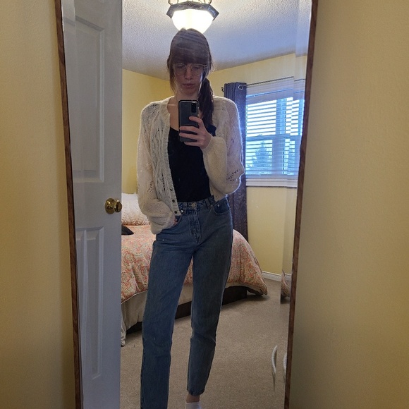 Meet your Posher, Erin - Picture 1 of 1